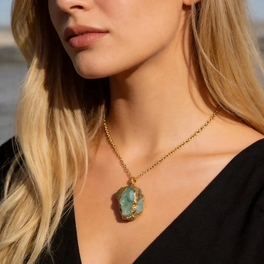 CHIGROVE Raw Green Crystal Gold Plated Necklace | Healing Jewelry for Women Gifts - ChiGrove