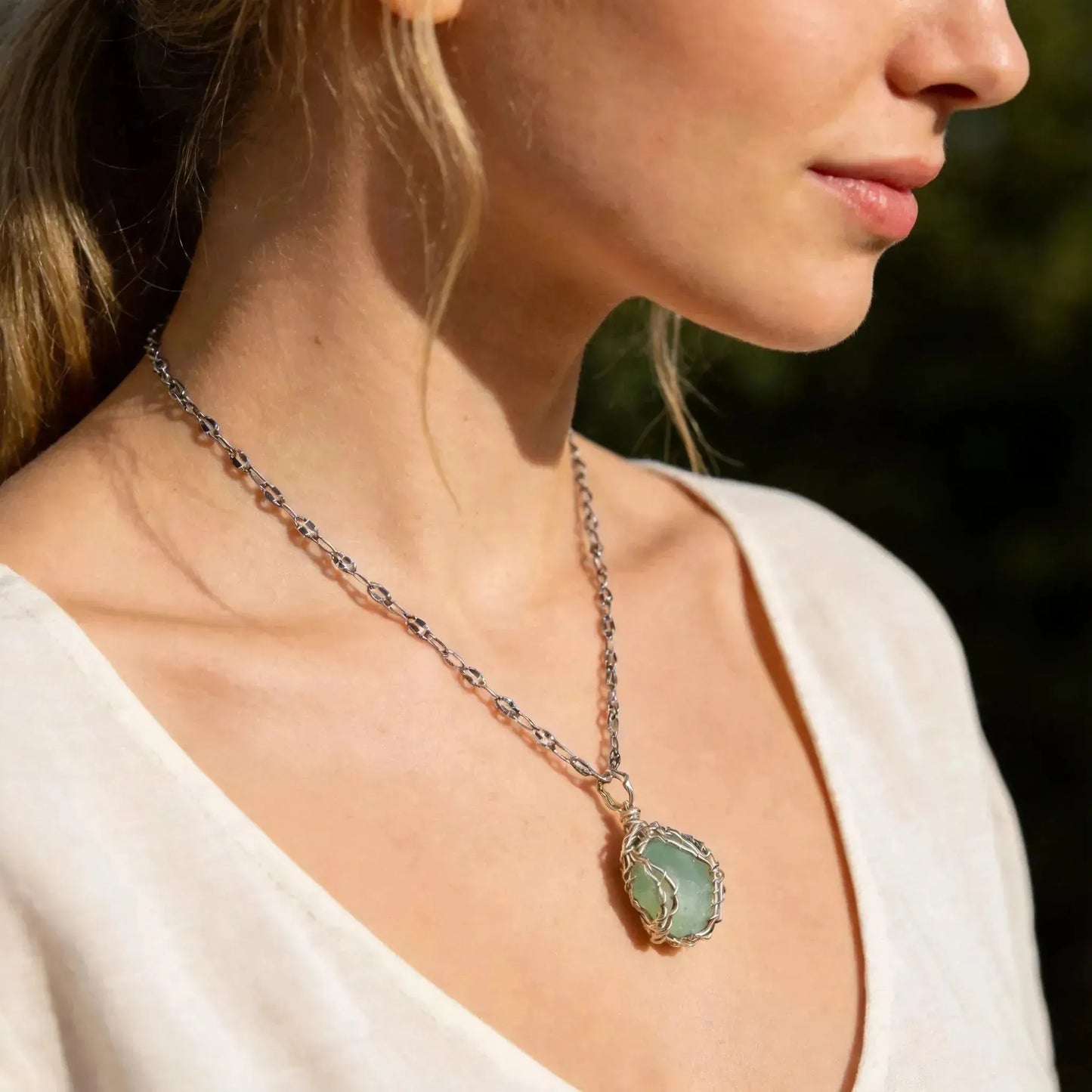 CHIGROVE Wire Wrapped Natural Green Crystal Necklace | Healing Jewelry for Women Daily Wear - ChiGrove